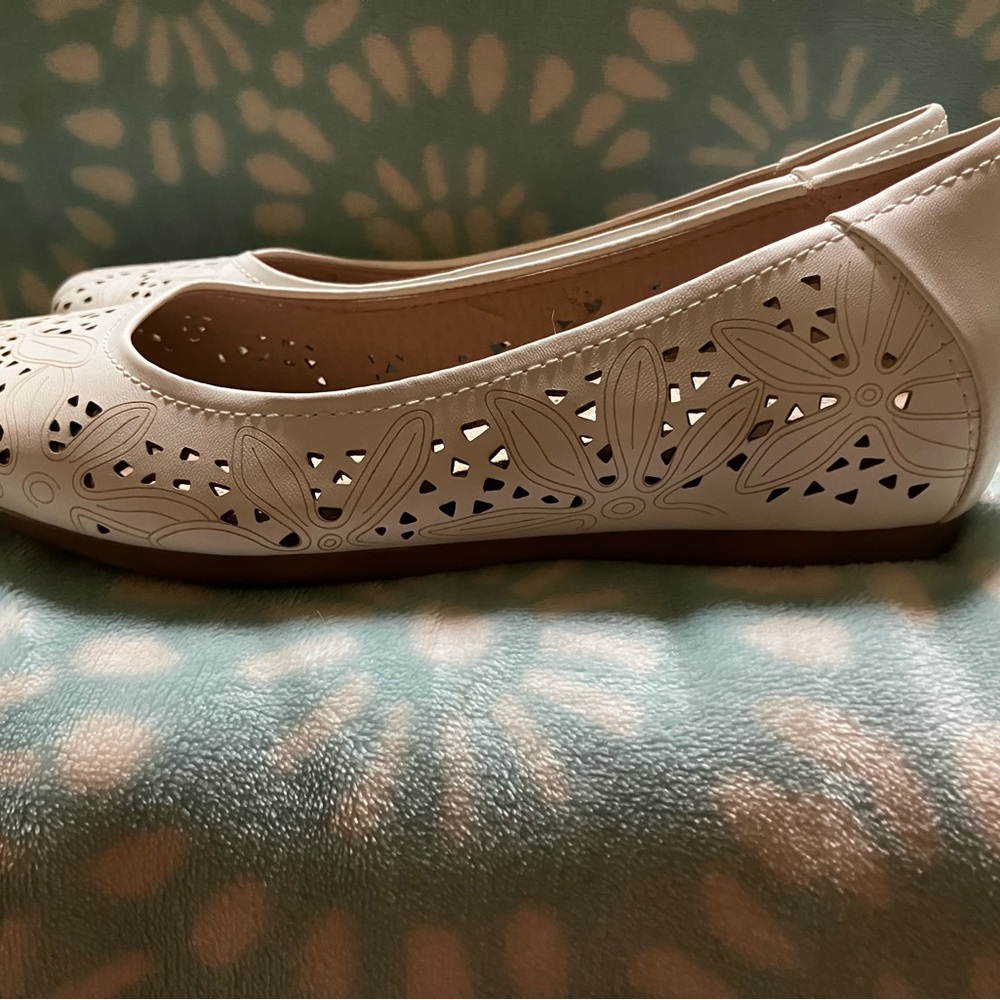 Baretrap Flats *Please Read Description Before Purchasing*